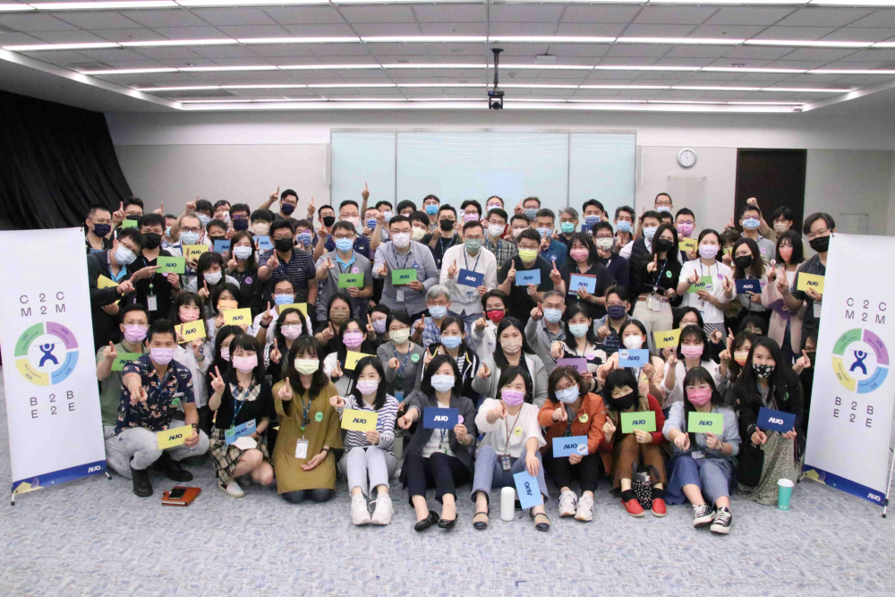 友達提供全球及集團輪調機會，支持同仁持續進修學習，致力為專業人才打造友善多元的職場環境