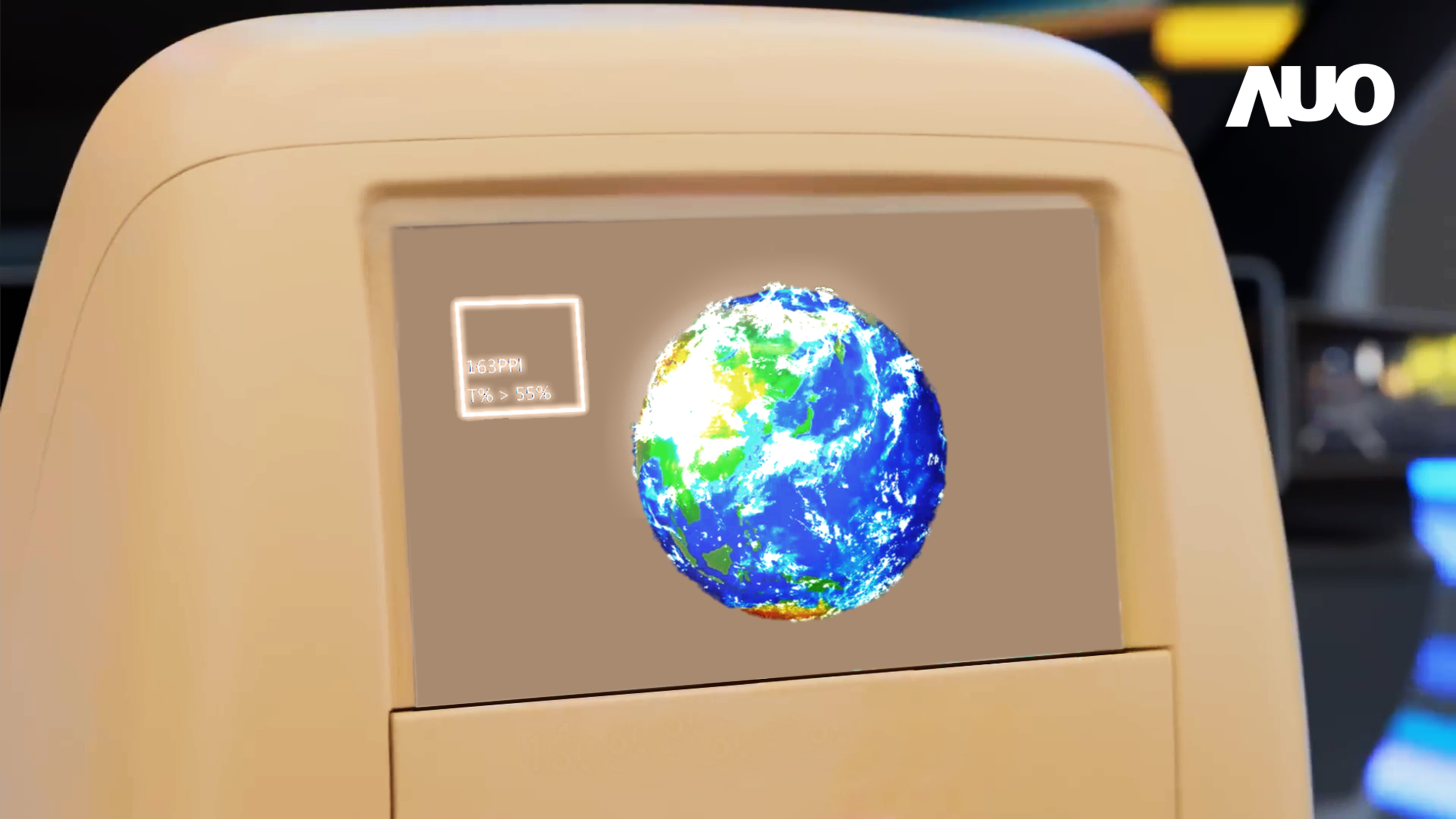 世界杯官方端网站登录入口突破设计与制程挑战，推出全球最高分辨率163ppi的13.5吋透明Micro LED面板，并积极布局智能车市场，以期拓展透明显示应用的可能性