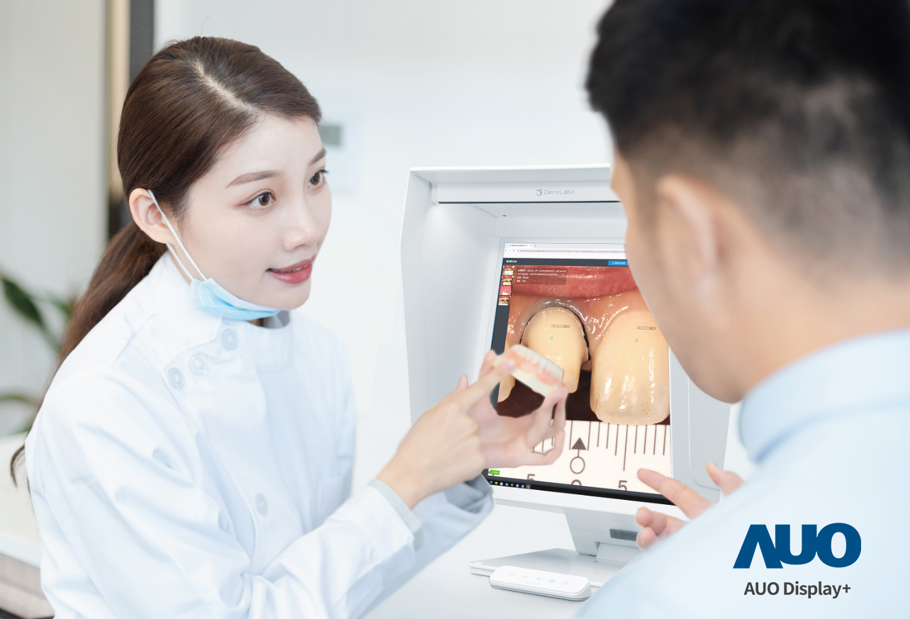 達擎積極投入牙科領域，瞄準牙技所數位轉型趨勢，與成軍滿周年的子公司原色口腔數位，展現智慧牙技整合方案的落地成果，加速推動牙科與假牙製作流程數位化